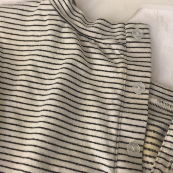 Romper w Grey Stripes - Picture 7 of 8